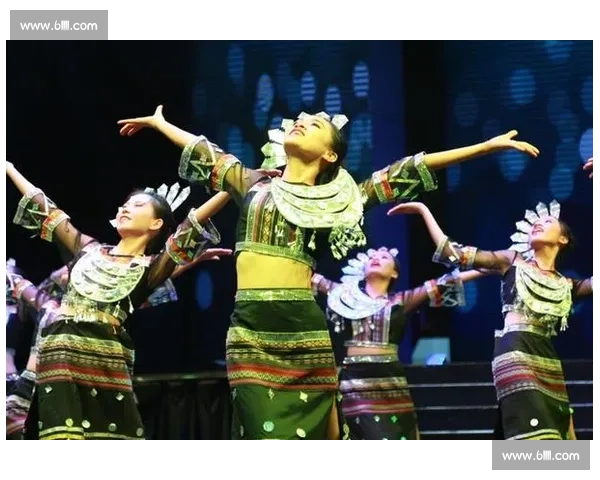 掌握情感节奏与舞台表现的朗读比赛高分技巧提升整体表达感染力